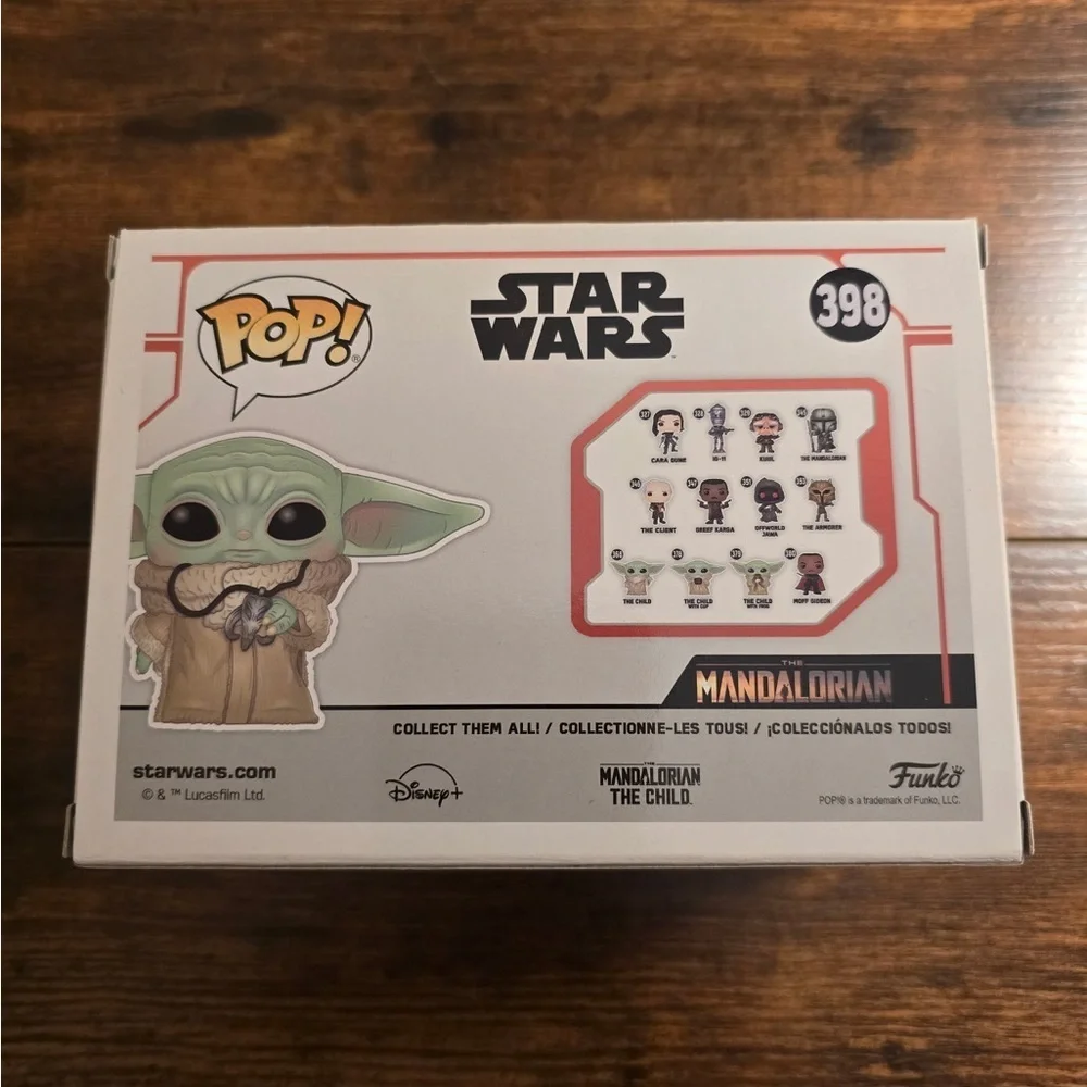 Funko Pop! Star Wars The Child with Pendant #398 Fall Convention LE 2020 - Picture 2 of 4